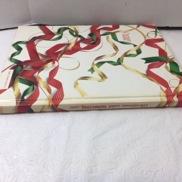 Vintage Christmas Books: Southern Living 1985 Better Homes & Gardens 1995 - Picture 15 of 16